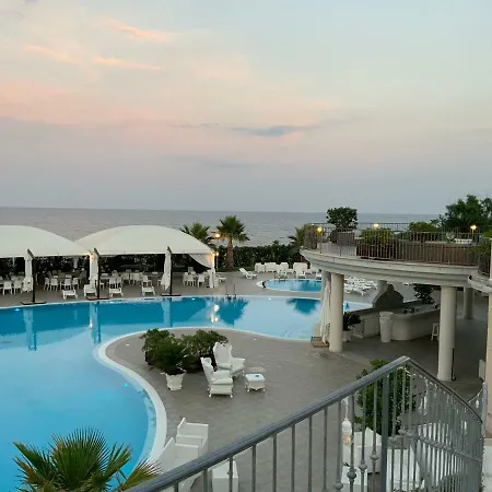 Grand Balestrieri Hotel