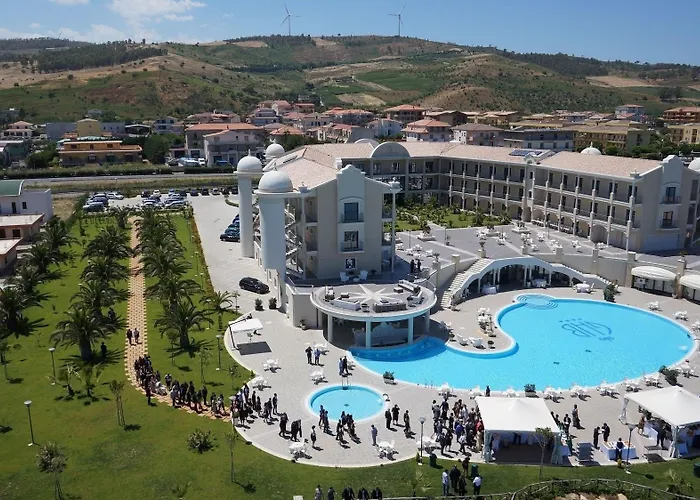 Grand Balestrieri Otel