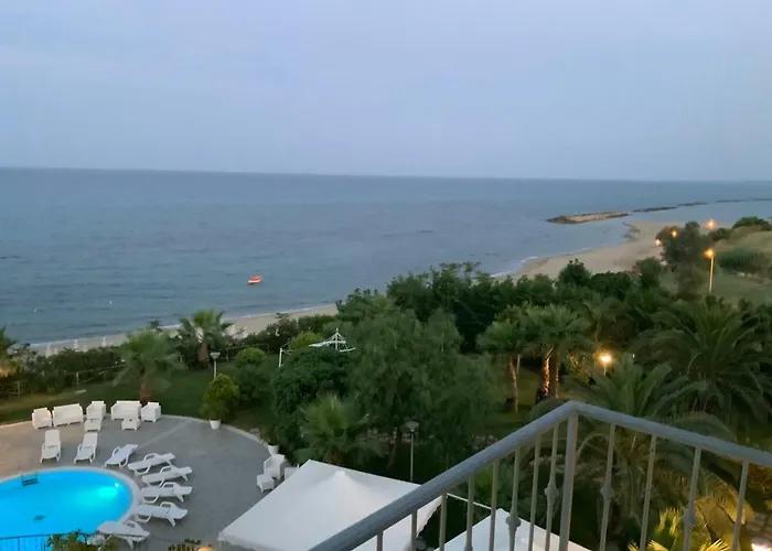 Grand Balestrieri Otel