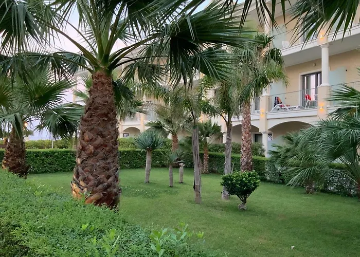 Grand Balestrieri Otel 4*